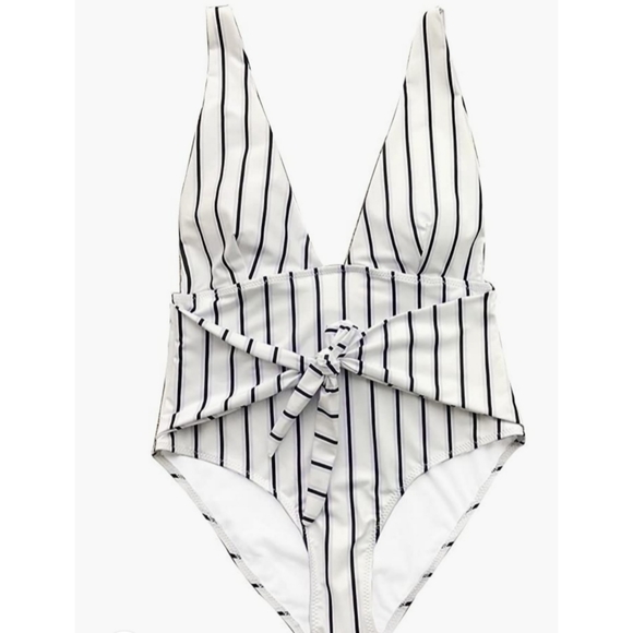 Cupshe Other - Women's Stripe One-Piece Swimsuit